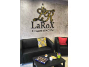 LaRoX